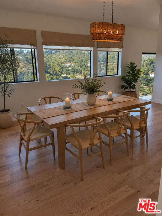 3665 ALTA MESA DRIVE Studio City, CA 91604