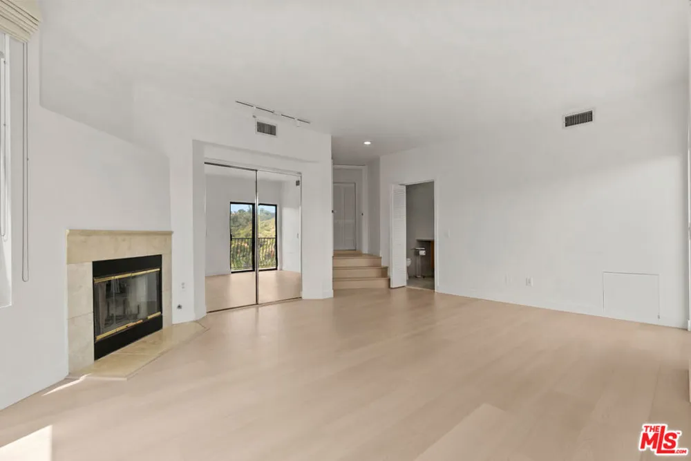 3665 ALTA MESA DRIVE Studio City, CA 91604