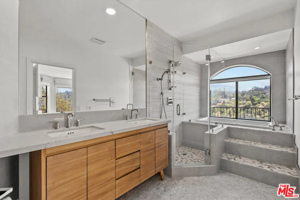 3665 ALTA MESA DRIVE Studio City, CA 91604
