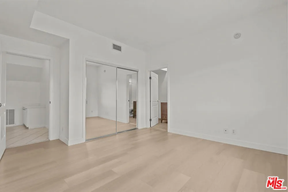 3665 ALTA MESA DRIVE Studio City, CA 91604