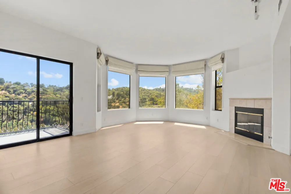 3665 ALTA MESA DRIVE Studio City, CA 91604