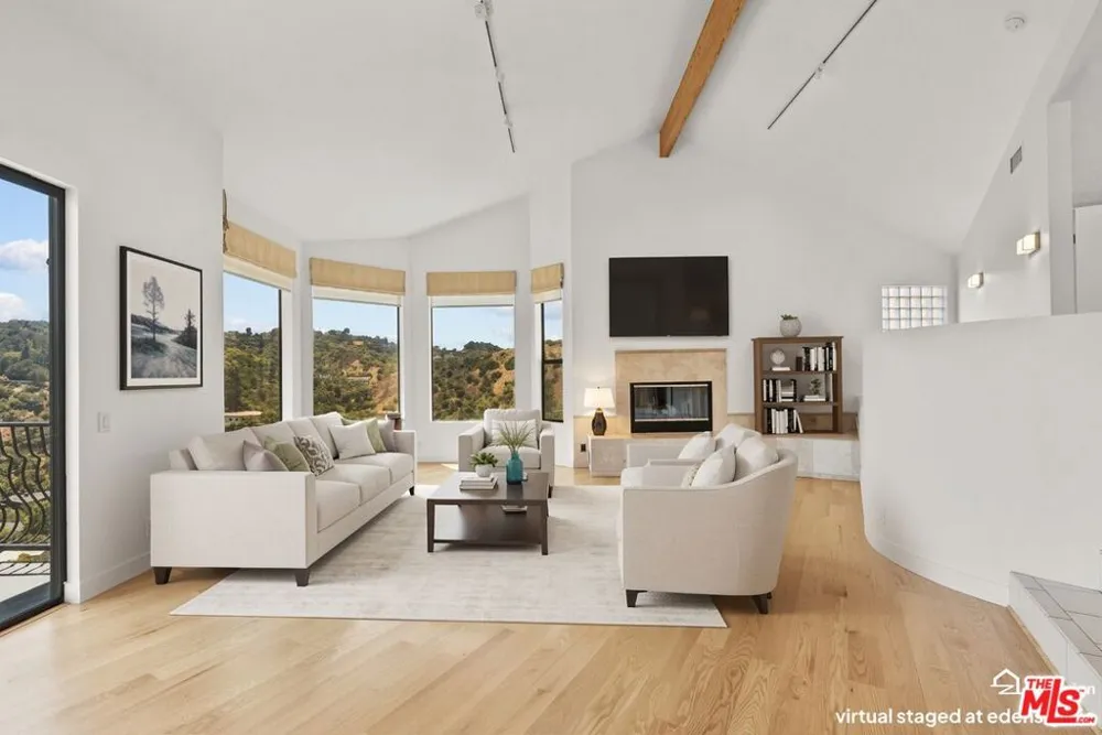 3665 ALTA MESA DRIVE Studio City, CA 91604