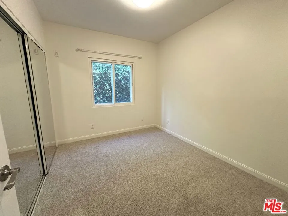 8025 Redlands Street #15 Los Angeles, CA 90293