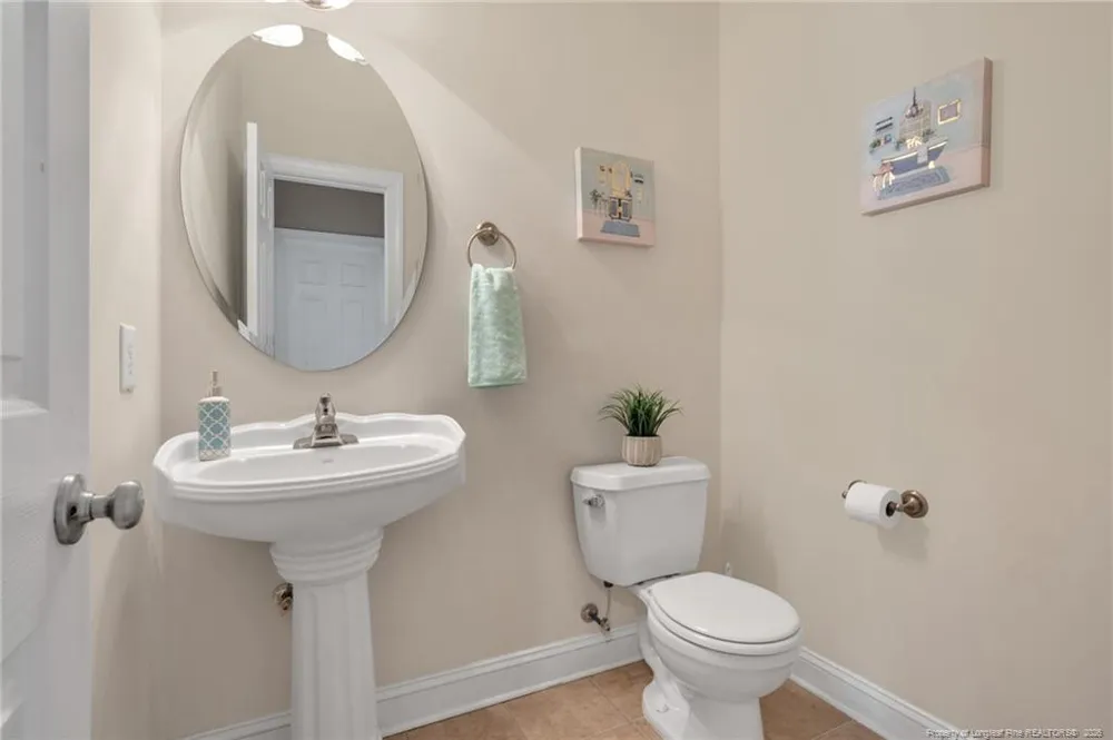 5817 Lady Way Hope Mills, NC 28348