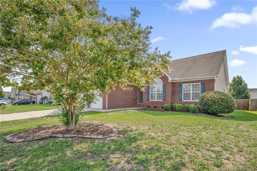 5817 Lady Way Hope Mills, NC 28348