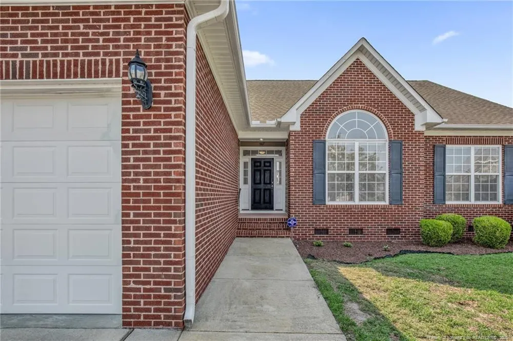 5817 Lady Way Hope Mills, NC 28348