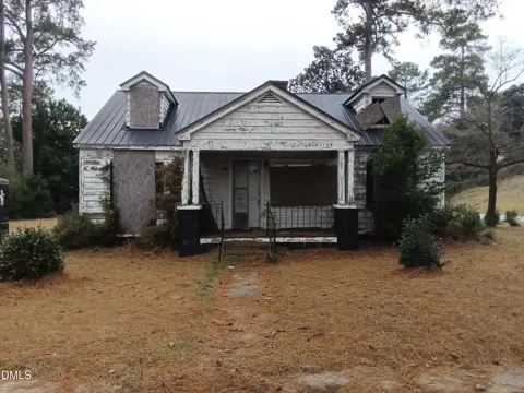 112 Secrest Street