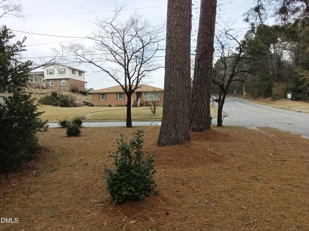 112 Secrest Street Kinston, NC 28501
