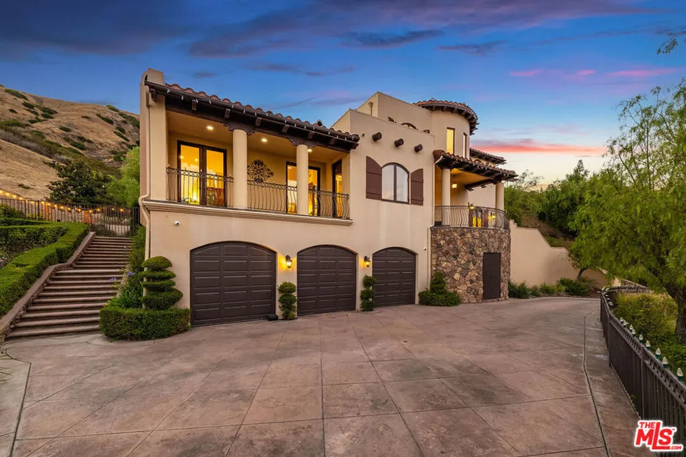 55 Coolwater Road Bell Canyon, CA 91307