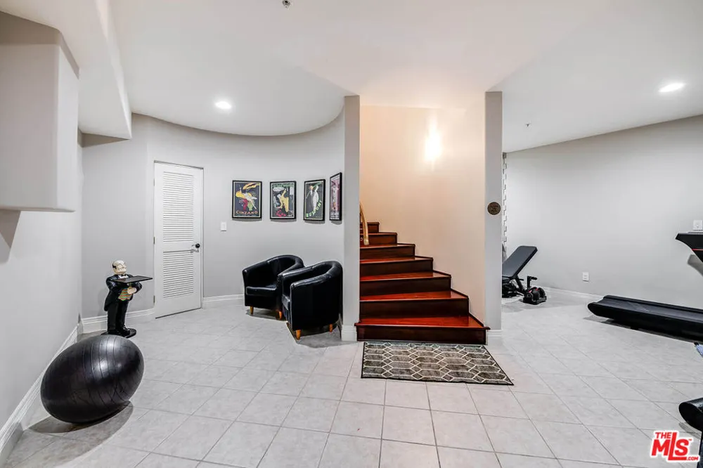 55 Coolwater Road Bell Canyon, CA 91307