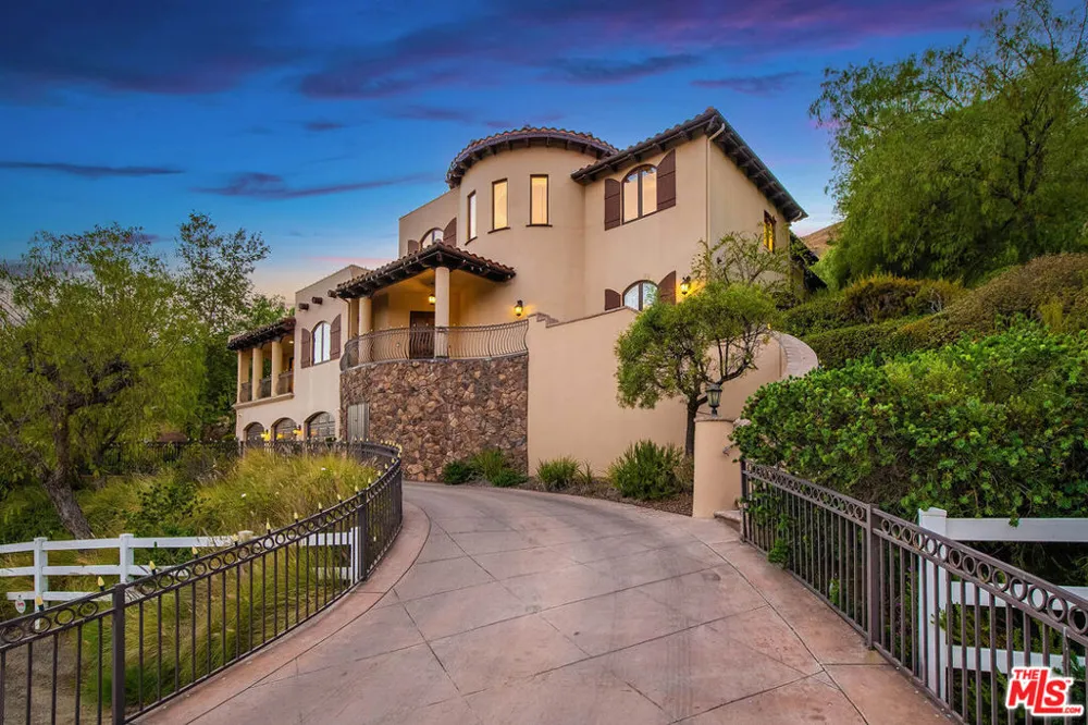 55 Coolwater Road Bell Canyon, CA 91307