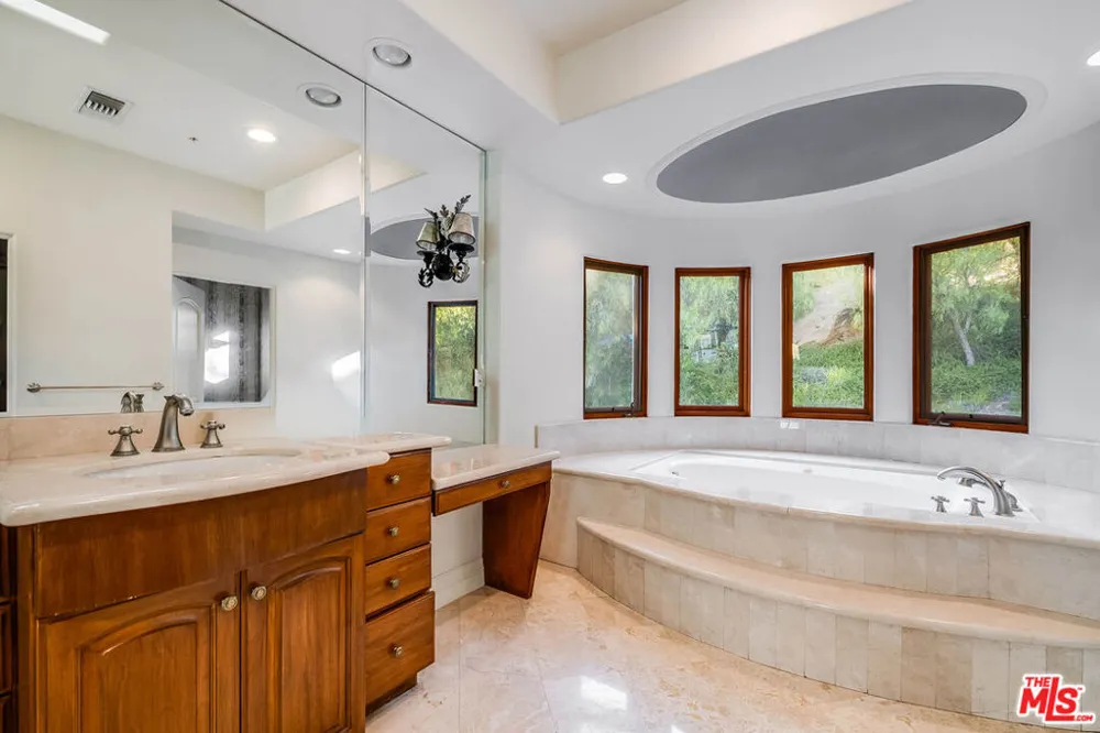 55 Coolwater Road Bell Canyon, CA 91307