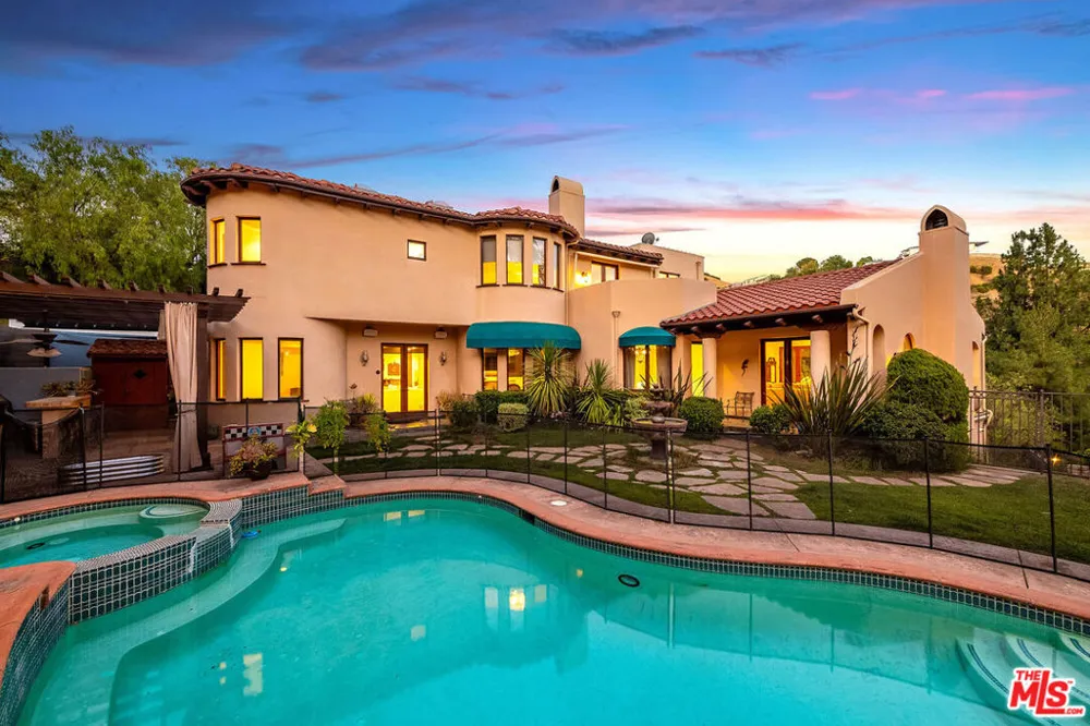 55 Coolwater Road Bell Canyon, CA 91307