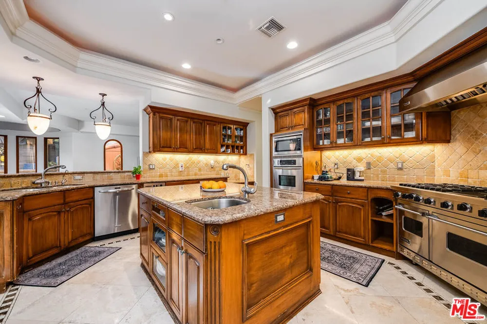 55 Coolwater Road Bell Canyon, CA 91307