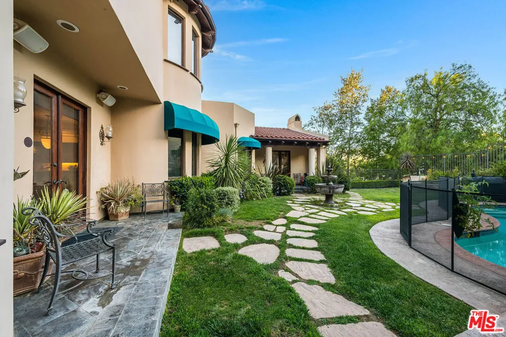 55 Coolwater Road Bell Canyon, CA 91307