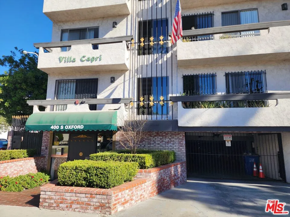 400 S Oxford Avenue #208 Los Angeles, CA 90020
