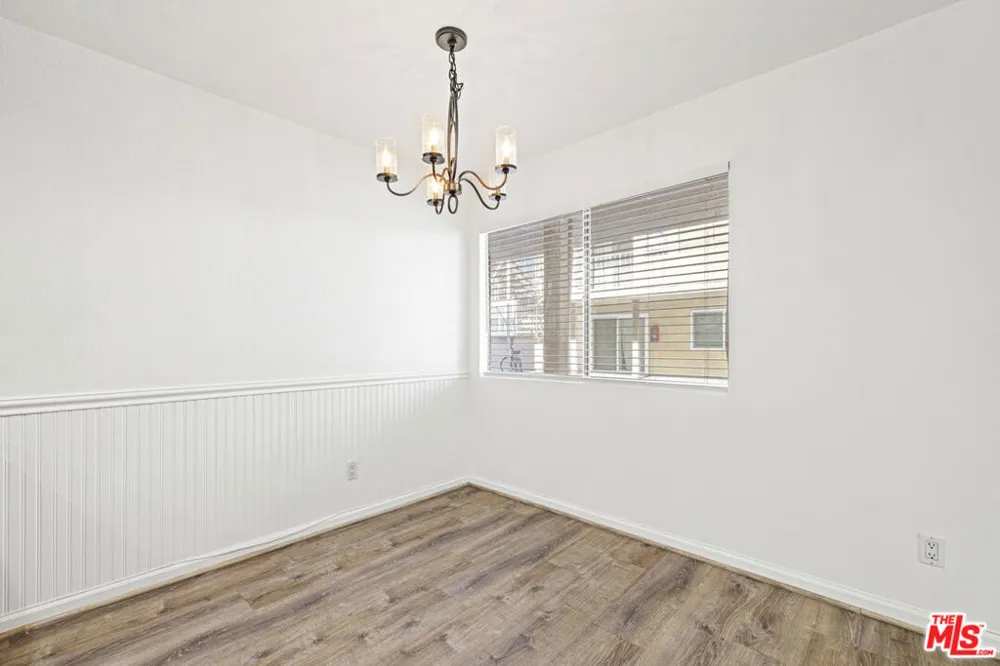 10757 Hortense Street #303 Toluca Lake, CA 91602