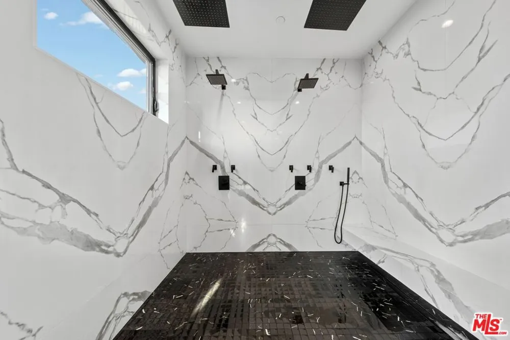 3140 Coldwater Canyon Studio City, CA 91604