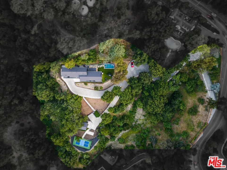 3140 Coldwater Canyon Studio City, CA 91604