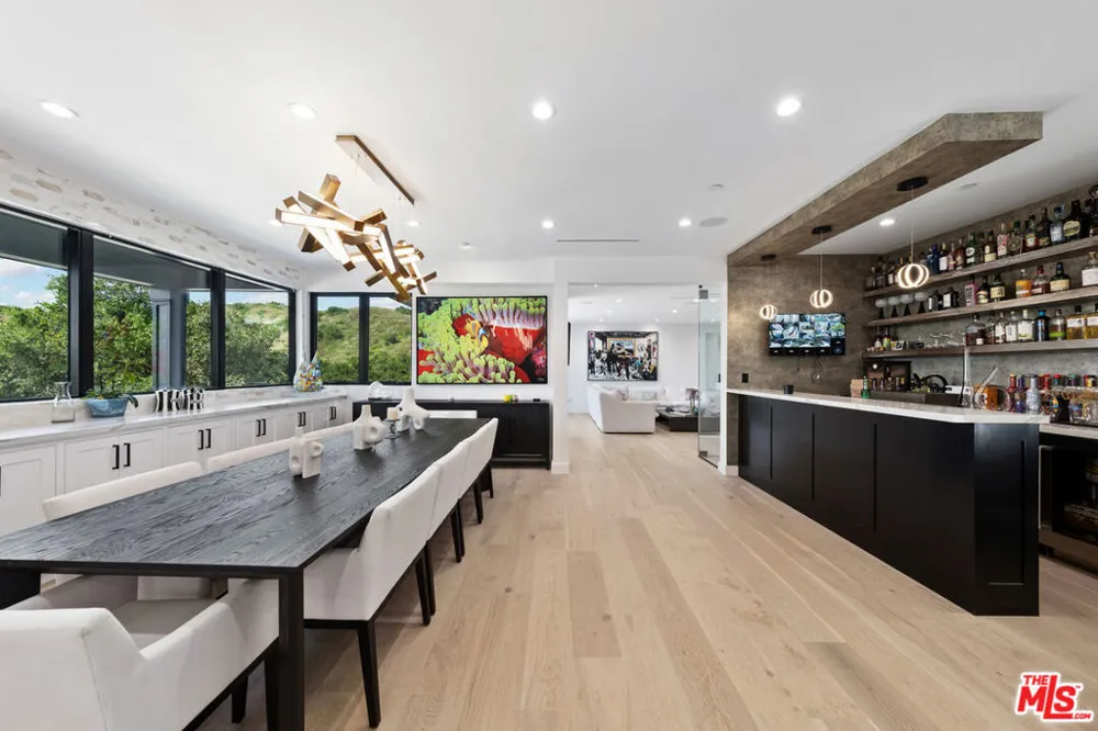 3140 Coldwater Canyon Studio City, CA 91604