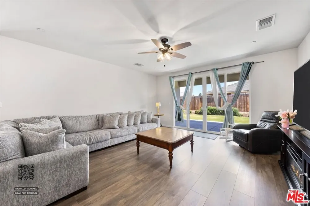 11126 Arundel Way Bakersfield, CA 93311