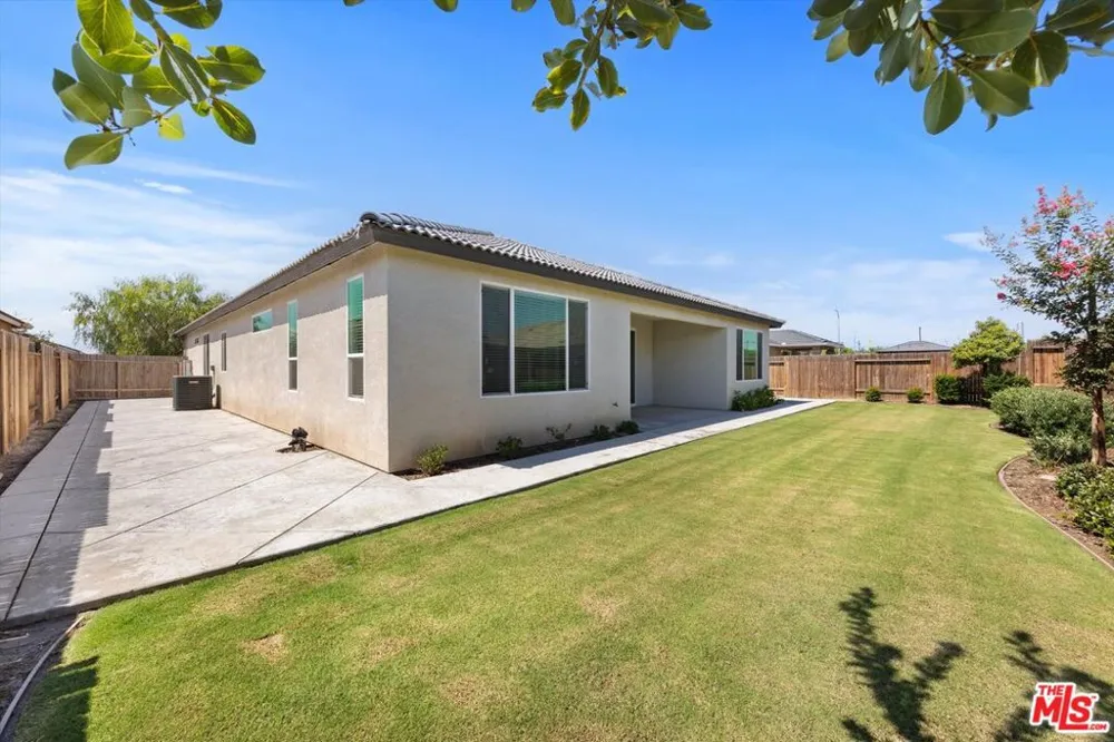 11126 Arundel Way Bakersfield, CA 93311