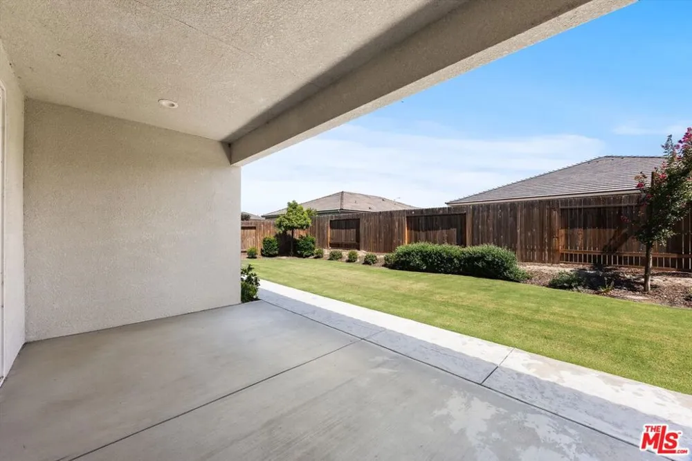 11126 Arundel Way Bakersfield, CA 93311