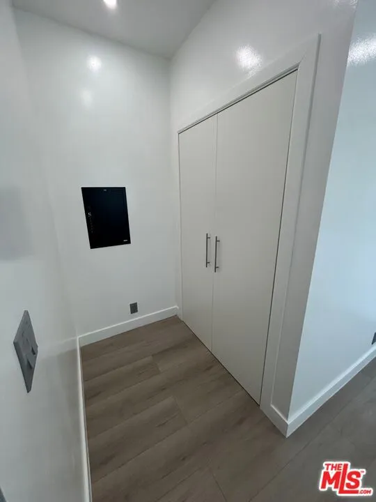 6915 Laramie Avenue Winnetka, CA 91306