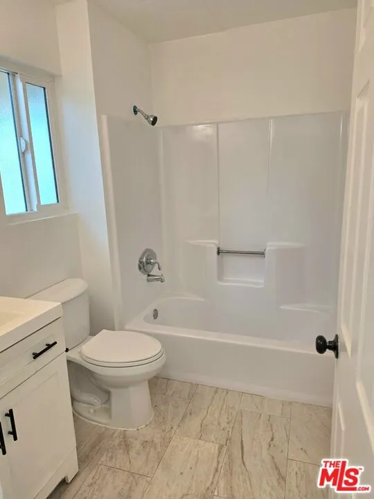 165 Hamilton Avenue #8 Hemet, CA 92543