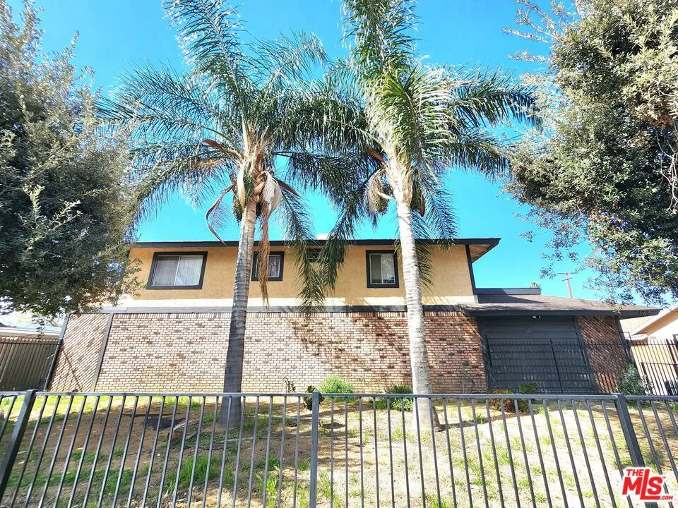 165 Hamilton Avenue #8 Hemet, CA 92543