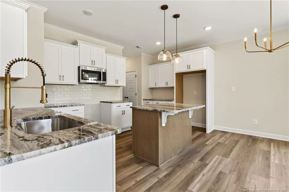 1149 Hedgewood Drive Hope Mills, NC 28348