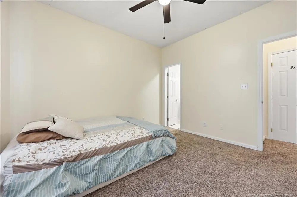 3827 Goforth Drive Hope Mills, NC 28348