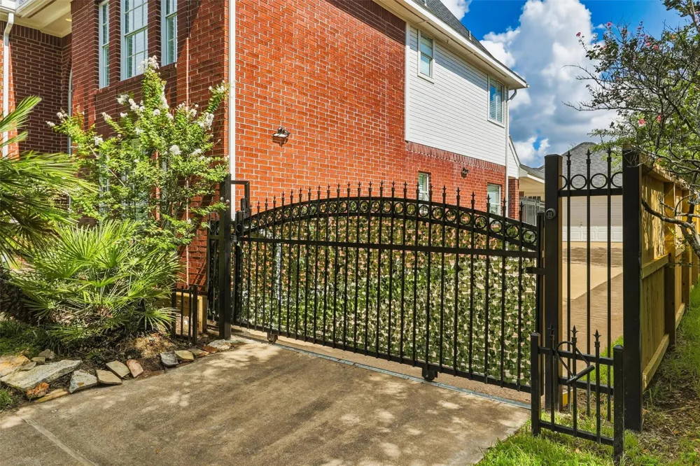 19226 Atherton Lane Houston, TX 77094