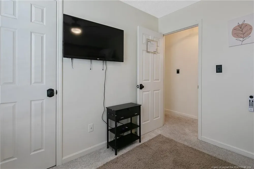 6213 Streeter Drive Hope Mills, NC 28348