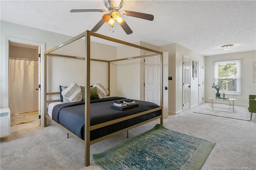6213 Streeter Drive Hope Mills, NC 28348