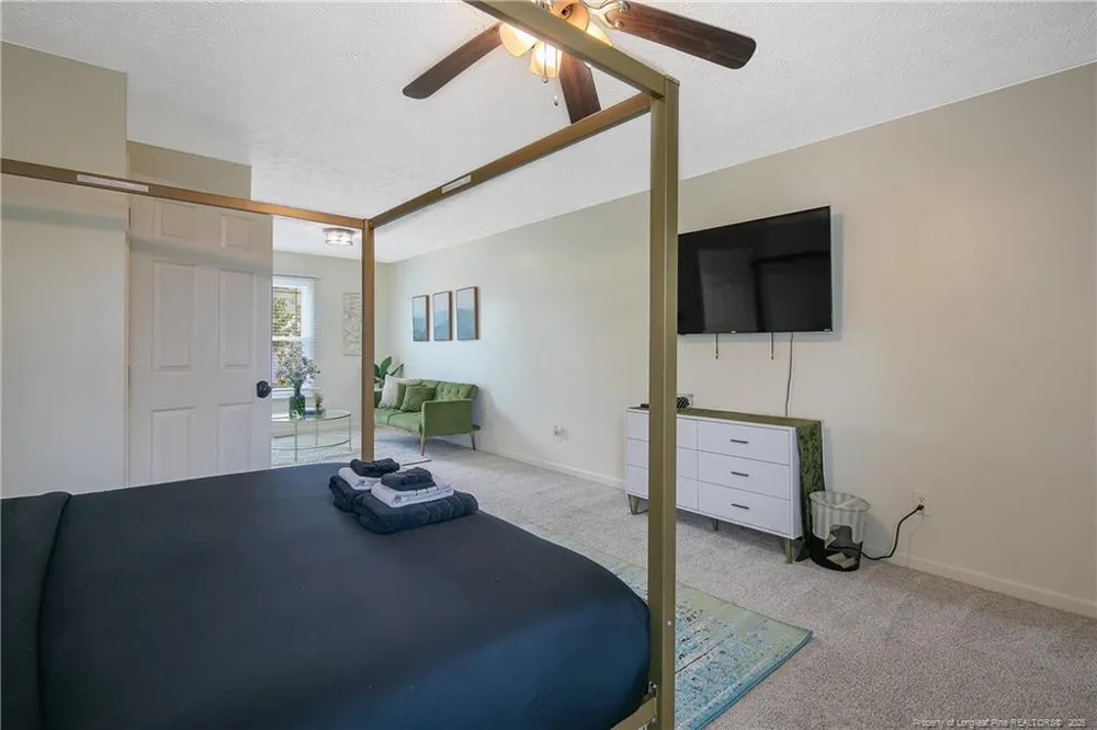 6213 Streeter Drive Hope Mills, NC 28348