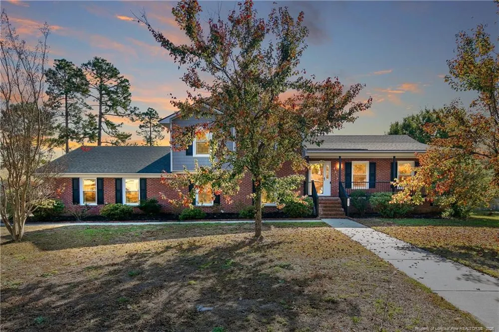 6213 Streeter Drive Hope Mills, NC 28348