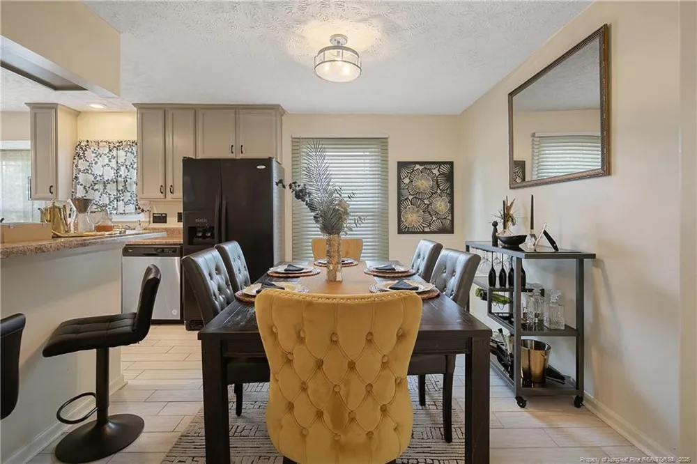 6213 Streeter Drive Hope Mills, NC 28348