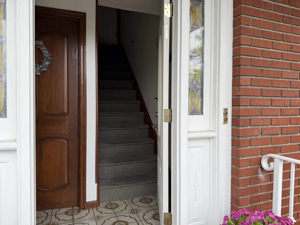 654 CHASE AVE Lyndhurst, NJ 07071