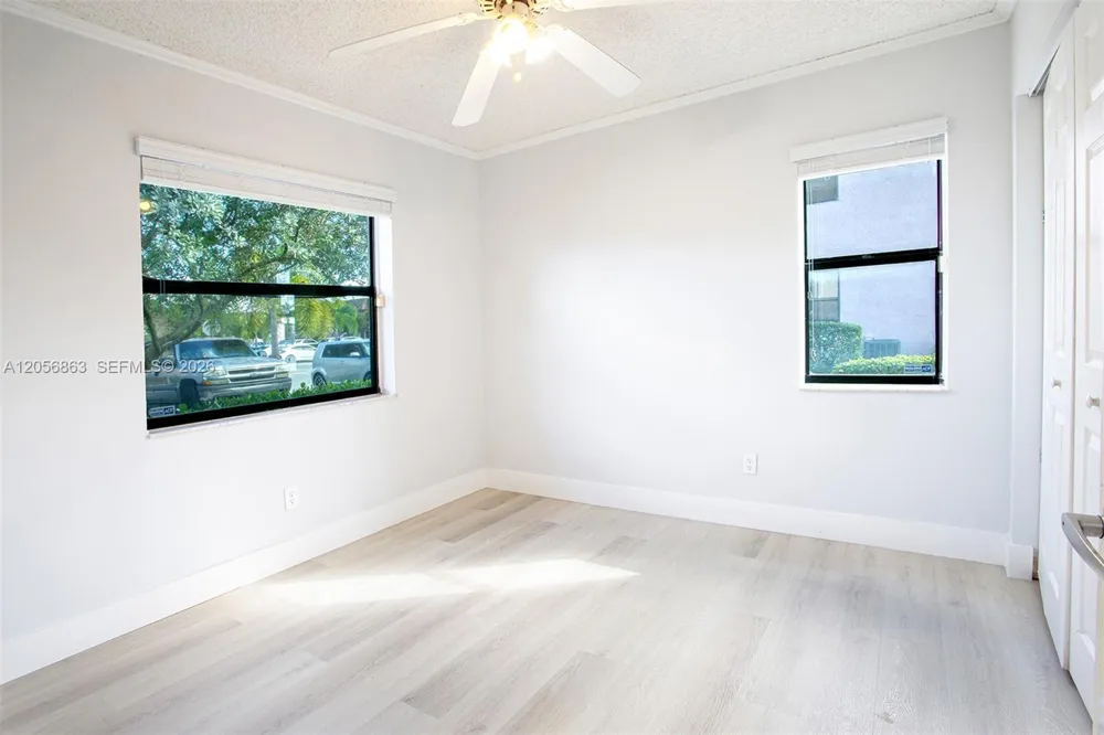 1000 NW 106th Ter #101 Pembroke Pines, FL 33026