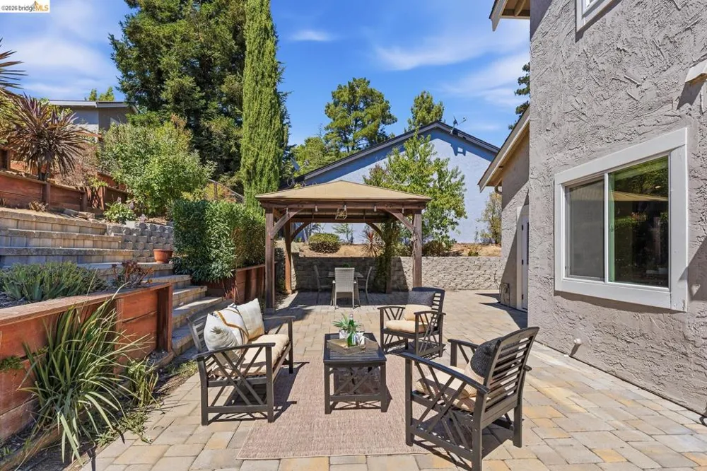 2239 Southwest Ct Martinez, CA 94553