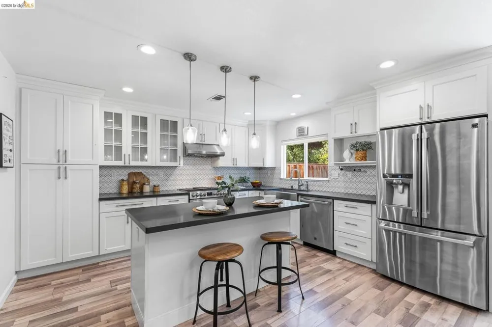 2239 Southwest Ct Martinez, CA 94553