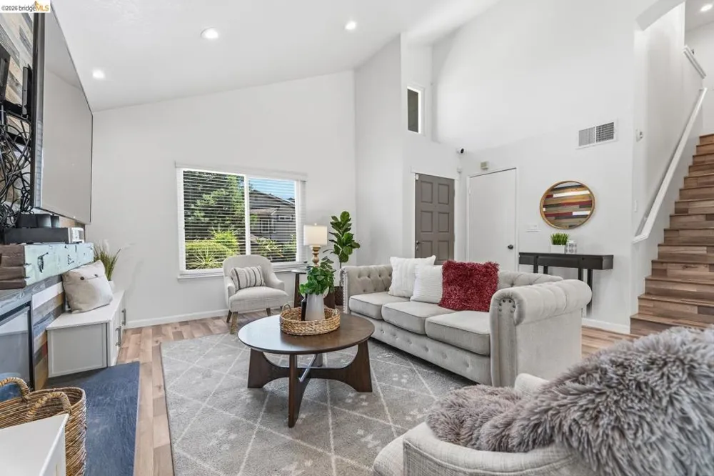 2239 Southwest Ct Martinez, CA 94553