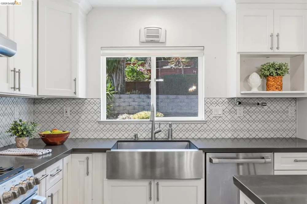 2239 Southwest Ct Martinez, CA 94553