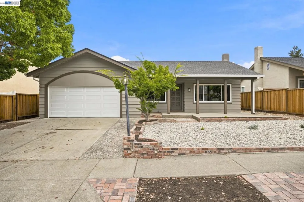 801 Lippert Ave Fremont, CA 94539