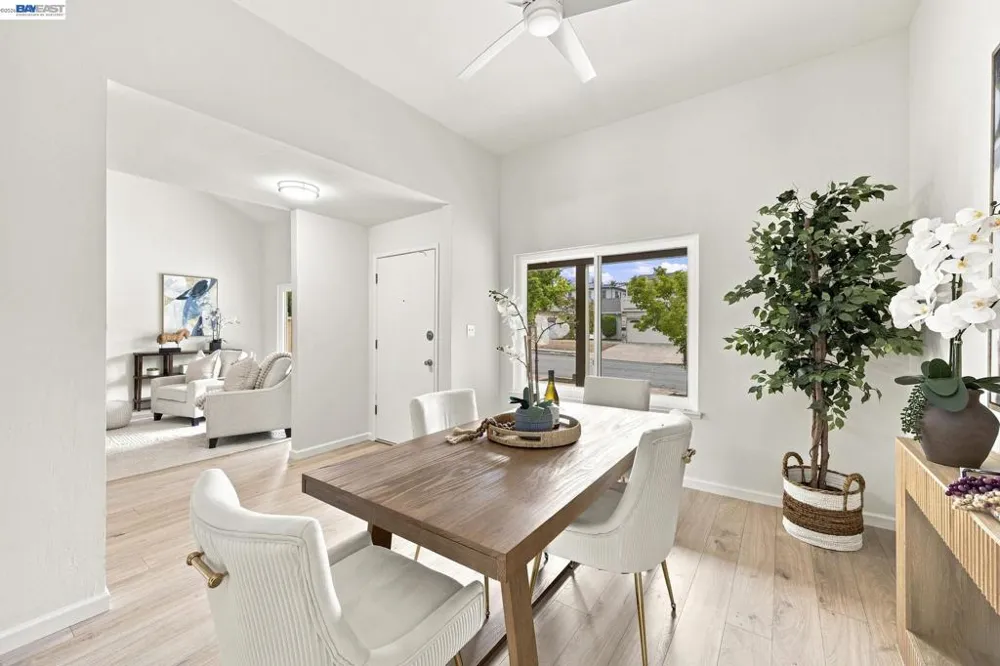 801 Lippert Ave Fremont, CA 94539