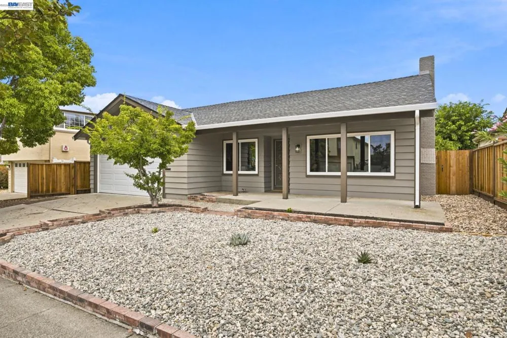 801 Lippert Ave Fremont, CA 94539