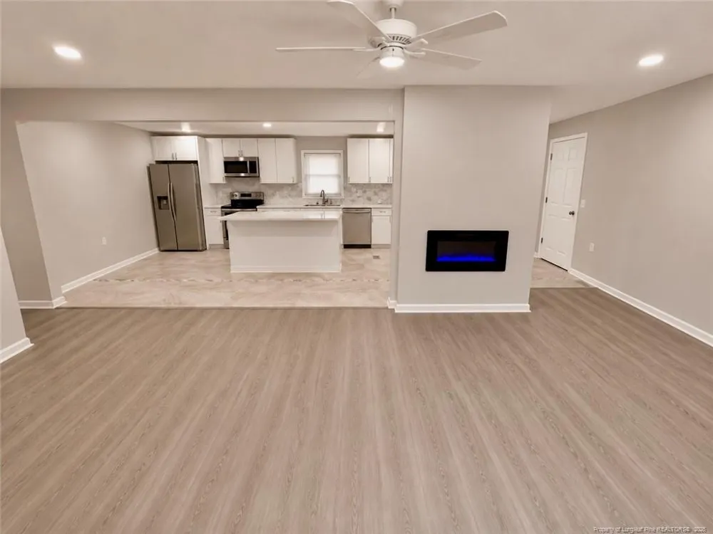 107 S 1st Street Maxton, NC 28364