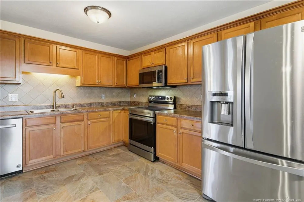 2955 Dalmation Drive Hope Mills, NC 28348