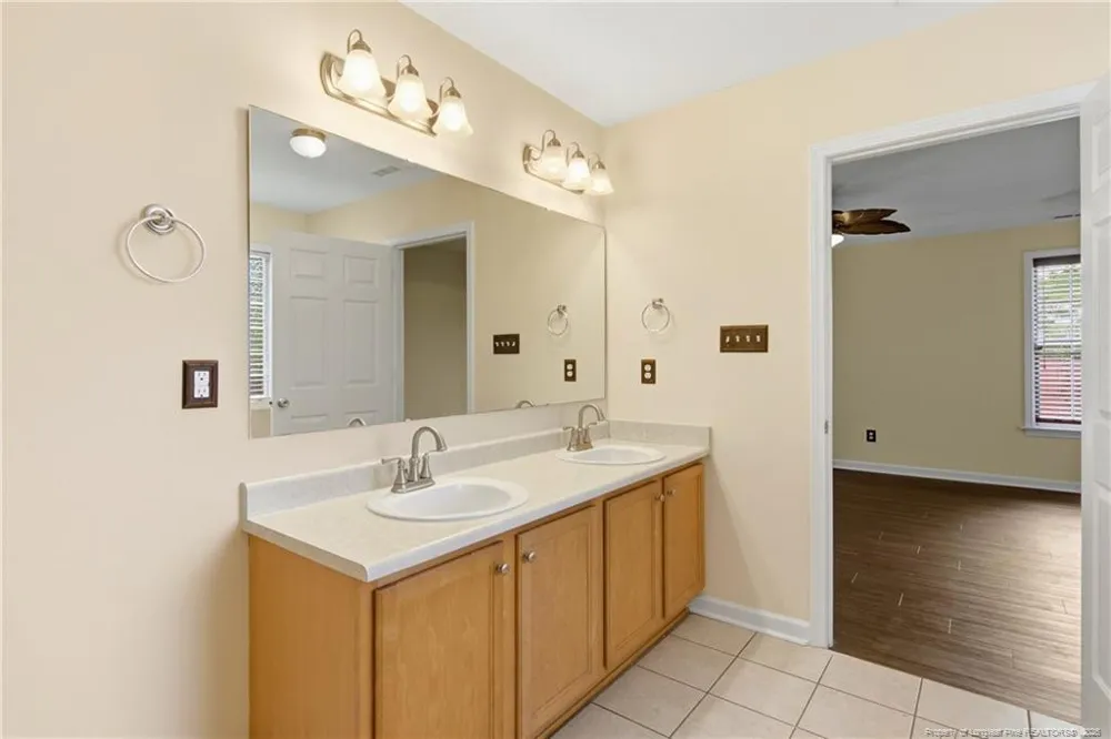 2955 Dalmation Drive Hope Mills, NC 28348